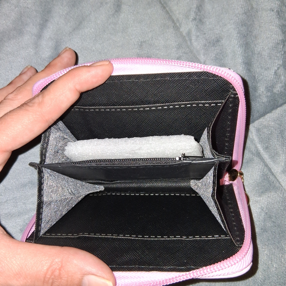 Pink Monster Wallet - Picture 6 of 7